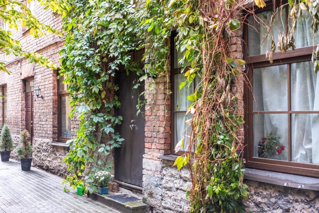 Dream Stay - Bright 2-Bedroom 2-Floor Old Town Apartment Reval Esterno foto