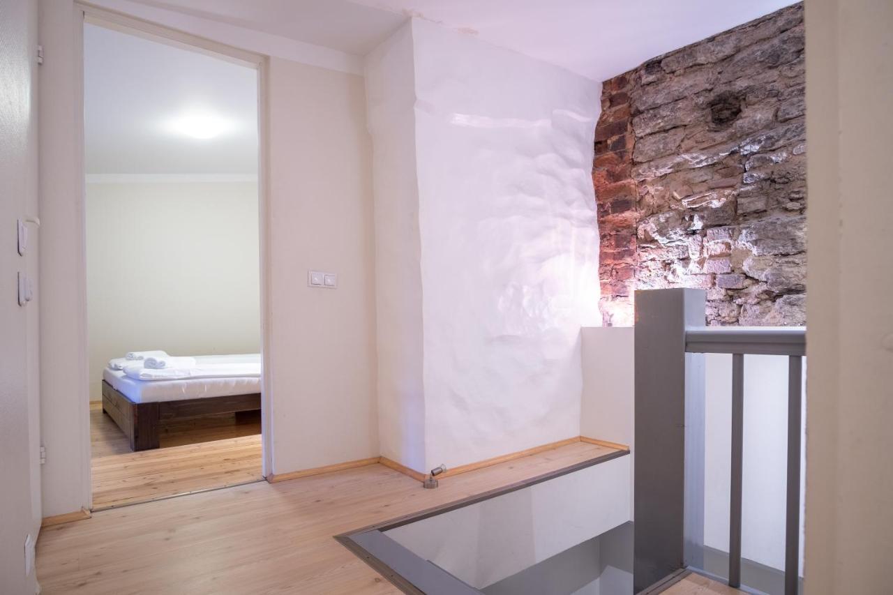 Dream Stay - Bright 2-Bedroom 2-Floor Old Town Apartment Reval Esterno foto