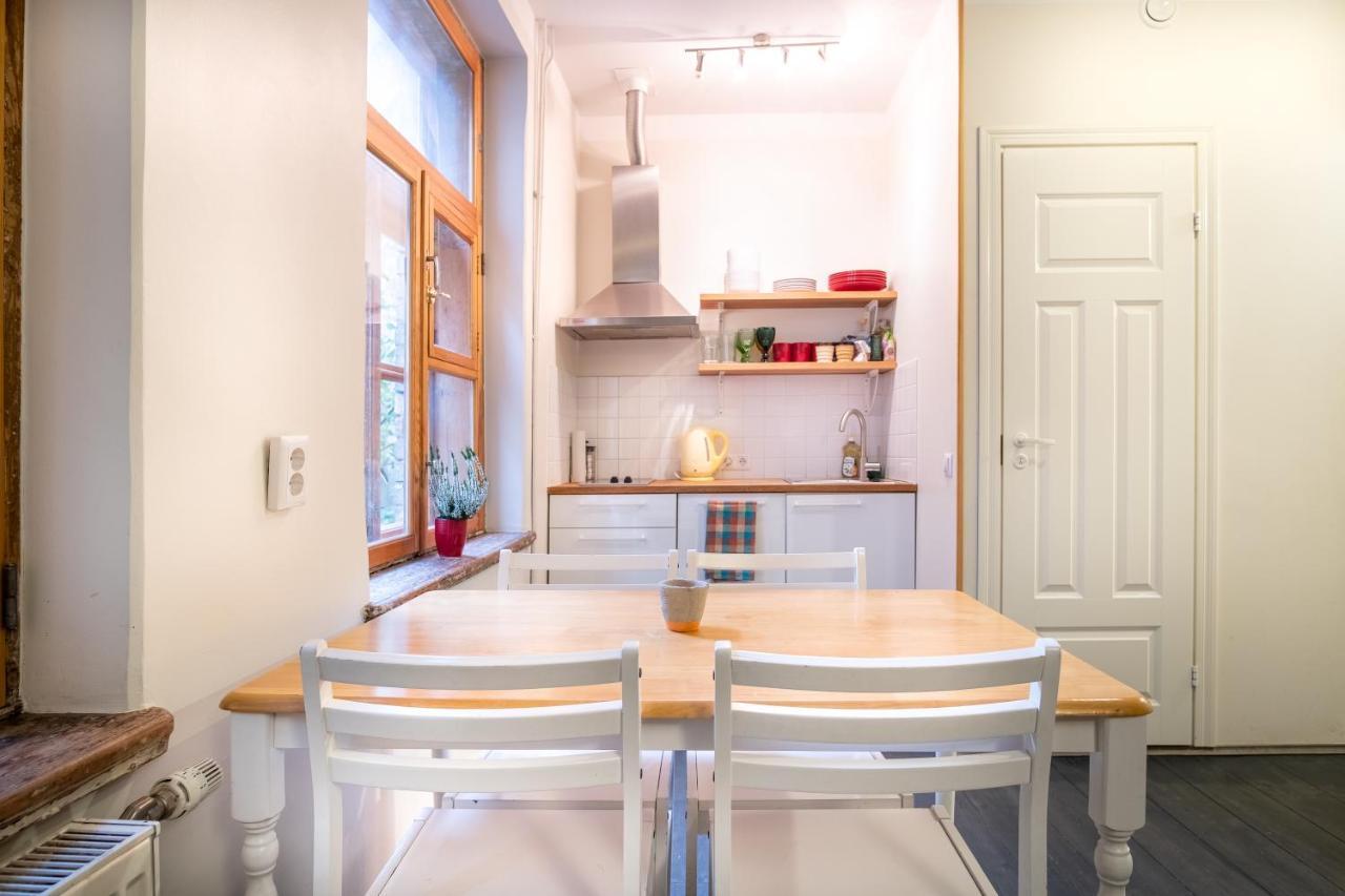 Dream Stay - Bright 2-Bedroom 2-Floor Old Town Apartment Reval Esterno foto