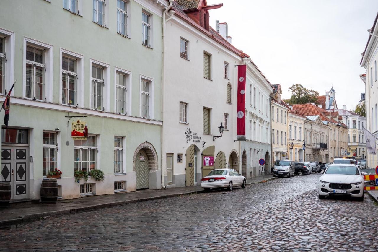 Dream Stay - Bright 2-Bedroom 2-Floor Old Town Apartment Reval Esterno foto